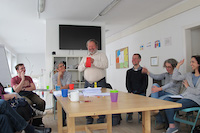 6 Personen bei einem Workshop