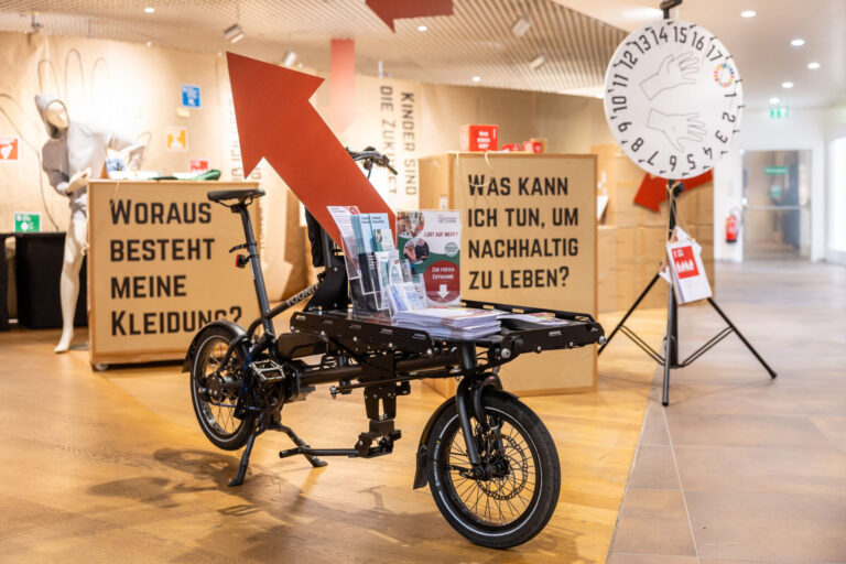 Eröffnung-NHWR-KlimaWissensshop-Gerngross-Wien-Okt24-004-low