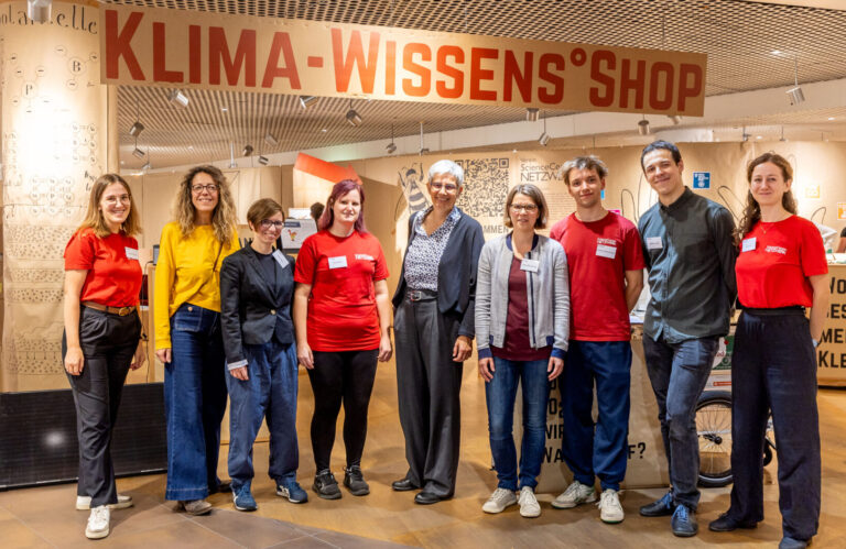 Eröffnung-NHWR-KlimaWissensshop-Gerngross-Wien-Okt24-014-low
